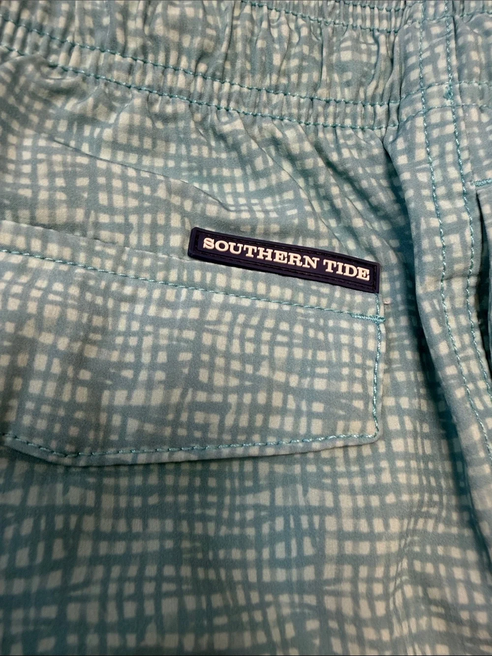 Southern Tide Teal Crisscross Pattern Swim‎ Shorts